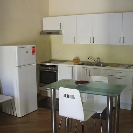 Aparthotel La Specola 2*